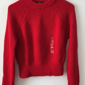 Suéter corto color rojo